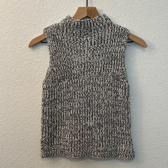 Madewell Chunky Knit Veranda Sleeveless Mock Neck Sweater- Size XXS - Picture 4 of 11